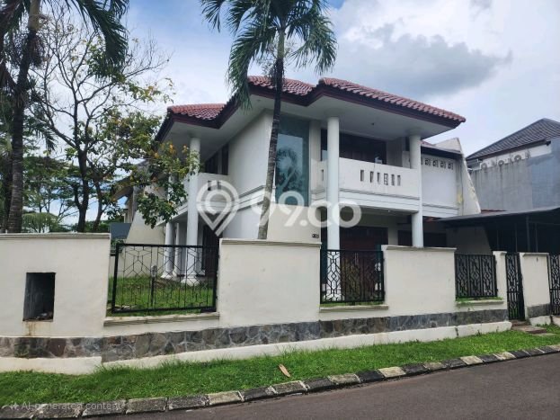 Jual Rumah Luas Megah Dengan View Eksklusif di Cibubur, Jakarta Timur Jual Rumah Luas Megah Dengan View Eksklusif di Cibubur, Jakarta Timur