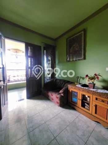 For Sale! Luxury House LT 211m2 Desain Modern di Cilangkap For Sale! Luxury House LT 211m2 Desain Modern di Cilangkap