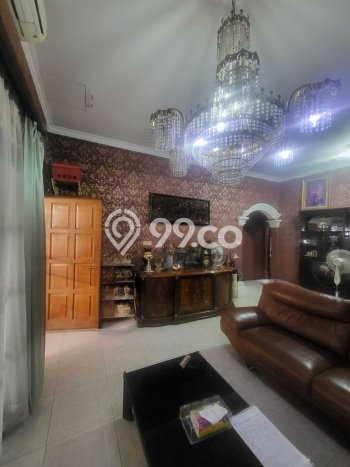 Hunian Eksklusif Siap Huni LT 196m2 di Kebayoran Lama, Jakarta Selatan Hunian Eksklusif Siap Huni LT 196m2 di Kebayoran Lama, Jakarta Selatan