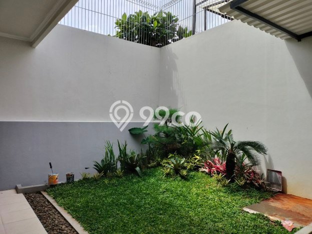 Rumah Modern Cantik 4 Kamar Bisa Langsung Pindah di Jagakarsa Rumah Modern Cantik 4 Kamar Bisa Langsung Pindah di Jagakarsa