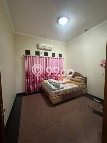 Hunian Elit LB 200m2 Siap Pakai Desain Elegan di Cikunir, Bekasi Hunian Elit LB 200m2 Siap Pakai Desain Elegan di Cikunir, Bekasi