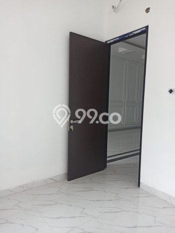 Ready to Use! Luxury House LT 94m2 Desain Modern di Cipinang Ready to Use! Luxury House LT 94m2 Desain Modern di Cipinang