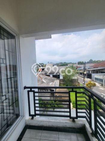 Rumah Strategis Modern Lb 160m2 di Tamansari, Bogor Rumah Strategis Modern Lb 160m2 di Tamansari, Bogor
