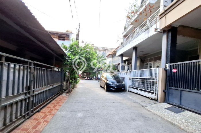 Rumah Modern 3 Kamar LT 108m2 di Galaxy Rumah Modern 3 Kamar LT 108m2 di Galaxy