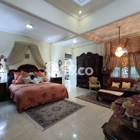 Rumah Luxury Modern Tanpa Renovasi di Cibubur Depok Rumah Luxury Modern Tanpa Renovasi di Cibubur Depok