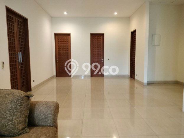 Dijual Rumah Luas Elegan Dengan View Eksklusif di Kemang, Jakarta Selatan Dijual Rumah Luas Elegan Dengan View Eksklusif di Kemang, Jakarta Selatan