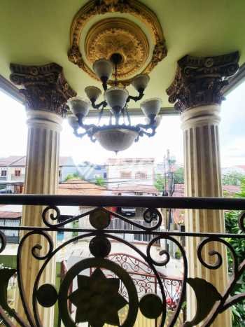 For Sale! Luxury House LT 211m2 Desain Modern di Cilangkap For Sale! Luxury House LT 211m2 Desain Modern di Cilangkap