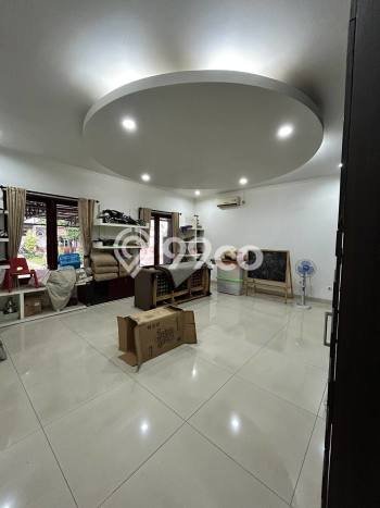 Jual Rumah Luas Elegan Dengan View Eksklusif di Cibubur, Jakarta Timur Jual Rumah Luas Elegan Dengan View Eksklusif di Cibubur, Jakarta Timur