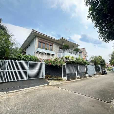 Rumah Elit Modern Siap Huni di Warung Buncit Jakarta Selatan Rumah Elit Modern Siap Huni di Warung Buncit Jakarta Selatan