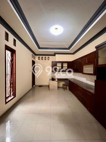 Dijual Rumah Luas Megah Dengan View Eksklusif di Cikunir, Bekasi Dijual Rumah Luas Megah Dengan View Eksklusif di Cikunir, Bekasi