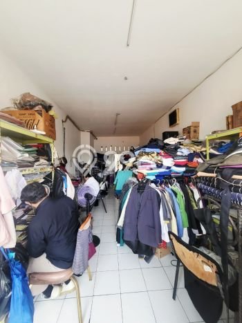 Rumah Modern 6 KT LT 247m2 di Bintaro Rumah Modern 6 KT LT 247m2 di Bintaro