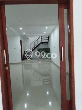 Rumah Luas Asri 4 KT Siap Pakai di Jatiwarna Bekasi Rumah Luas Asri 4 KT Siap Pakai di Jatiwarna Bekasi