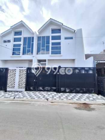 Rumah Eksklusif Siap Huni LT 123m2 di Duren Sawit, Jakarta Timur Rumah Eksklusif Siap Huni LT 123m2 di Duren Sawit, Jakarta Timur