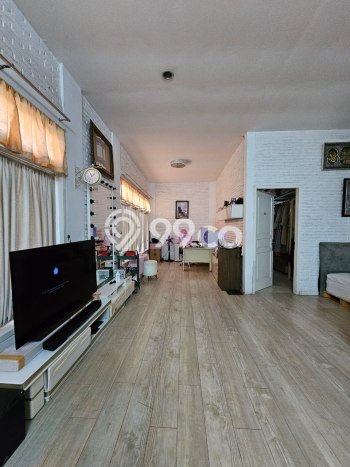 Rumah Elit Modern Siap Huni di Warung Buncit Jakarta Selatan Rumah Elit Modern Siap Huni di Warung Buncit Jakarta Selatan