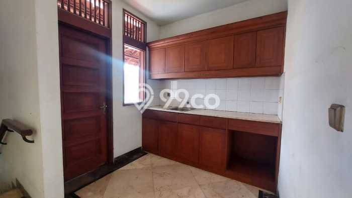 Hot Offer Hunian Mewah Ideal dan Luas di Kebayoran Lama, Jakarta Selatan Hot Offer Hunian Mewah Ideal dan Luas di Kebayoran Lama, Jakarta Selatan