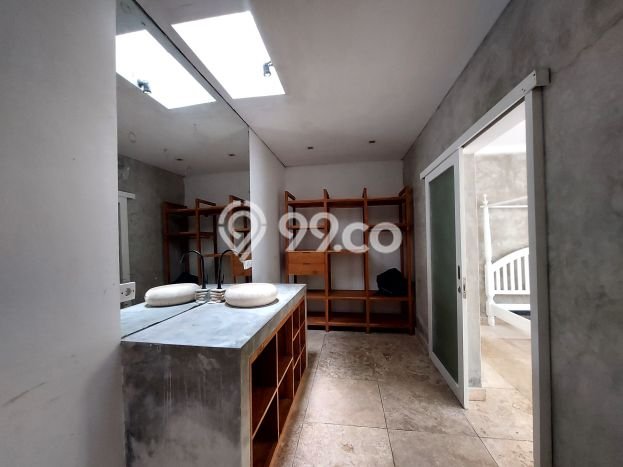 Vila Berkembang di , Area 250m2m², Dekat ke Badung, Badung Vila Berkembang di , Area 250m2m², Dekat ke Badung, Badung