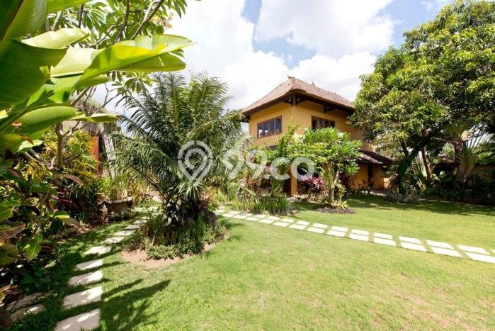 For Sale! Vila di , Luas 1250m2m², Akses ke Pusat Kota For Sale! Vila di , Luas 1250m2m², Akses ke Pusat Kota