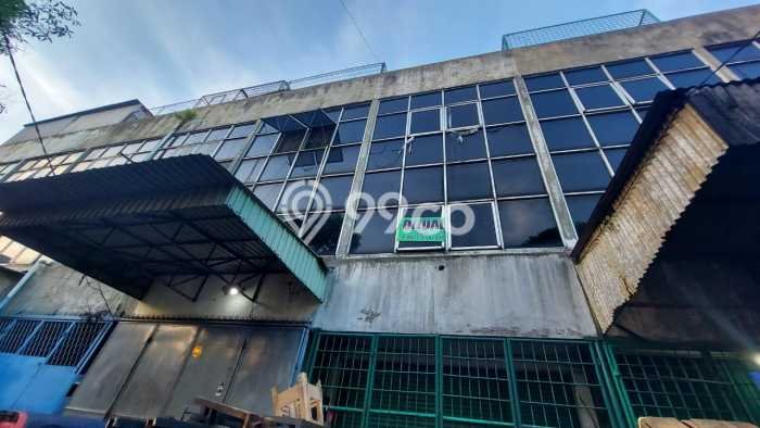 Ruko Dijual Lokasi Emas di Kebayoran Lama Luas 200m2 Ruko Dijual Lokasi Emas di Kebayoran Lama Luas 200m2