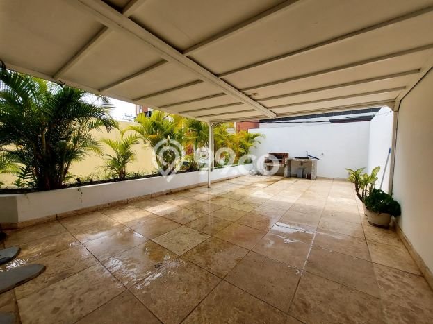 Vila Berkembang di , Area 250m2m², Dekat ke Badung, Badung Vila Berkembang di , Area 250m2m², Dekat ke Badung, Badung