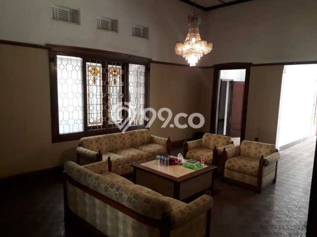 Ready to Use! Luxury House LT 1003m2 Desain Elegan di Sayap Dago Ready to Use! Luxury House LT 1003m2 Desain Elegan di Sayap Dago