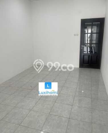 Lokasi Strategis! Dijual Kantor Bisnis di Tanah Abang, Jakarta Pusat Kondisi Bagus Lokasi Strategis! Dijual Kantor Bisnis di Tanah Abang, Jakarta Pusat Kondisi Bagus