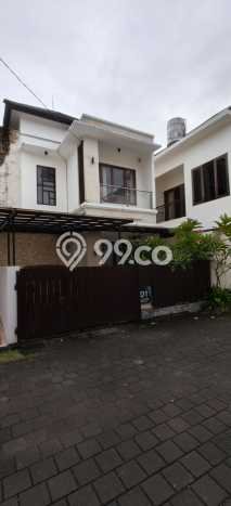 Rumah Disewakan Badung LT 117m2 LB 150m2 Kawasan Jimbaran Rumah Disewakan Badung LT 117m2 LB 150m2 Kawasan Jimbaran