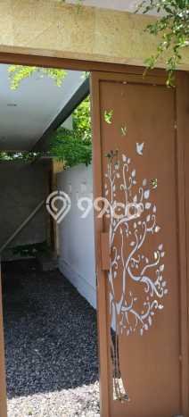 HARGA MENARIK! Vila Kawasan , Ukuran 400m2m², Area Strategis dengan akses mudah HARGA MENARIK! Vila Kawasan , Ukuran 400m2m², Area Strategis dengan akses mudah