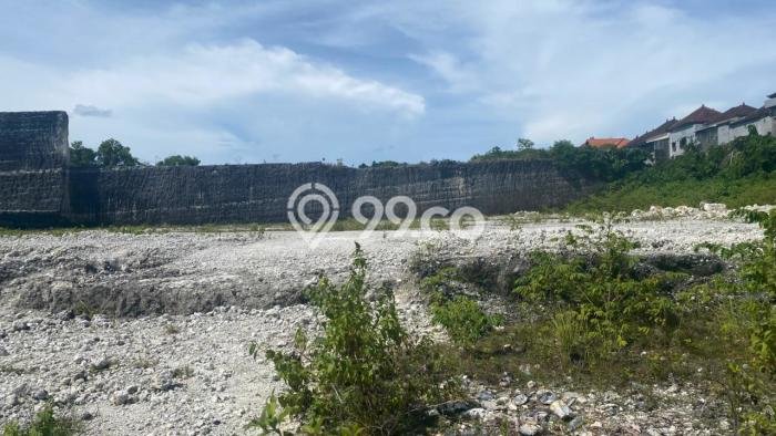 Lahan Dijual Lokasi Strategis di Badung dengan Luas 7500m2 Lahan Dijual Lokasi Strategis di Badung dengan Luas 7500m2