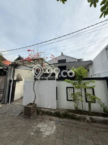 Rumah Modern 2 KT di Seminyak Badung Unfurnished Rumah Modern 2 KT di Seminyak Badung Unfurnished