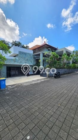DIJUAL! Vila Kawasan , Luas 845m2m², Lokasi Strategis DIJUAL! Vila Kawasan , Luas 845m2m², Lokasi Strategis