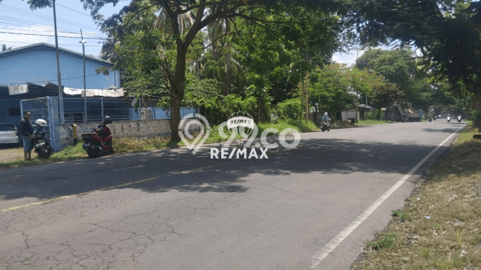 Gudang Dijual di Giri Banyuwangi dengan LB 500m2 Gudang Dijual di Giri Banyuwangi dengan LB 500m2