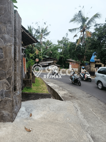 Kantor Dijual di Glagah Banyuwangi dengan Luas Bangunan 800m2 Kantor Dijual di Glagah Banyuwangi dengan Luas Bangunan 800m2