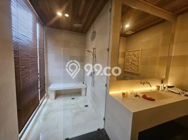 Vila Premium Kawasan Kuta Selatan, Area 250m2m², Lingkungan Asri untuk keluarga Vila Premium Kawasan Kuta Selatan, Area 250m2m², Lingkungan Asri untuk keluarga