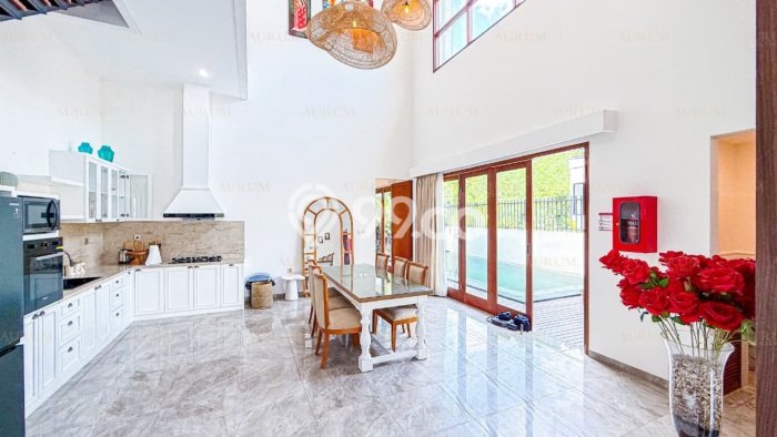Vila Kawasan , Ukuran 296m2m², Lingkungan Tenang untuk tempat tinggal Vila Kawasan , Ukuran 296m2m², Lingkungan Tenang untuk tempat tinggal