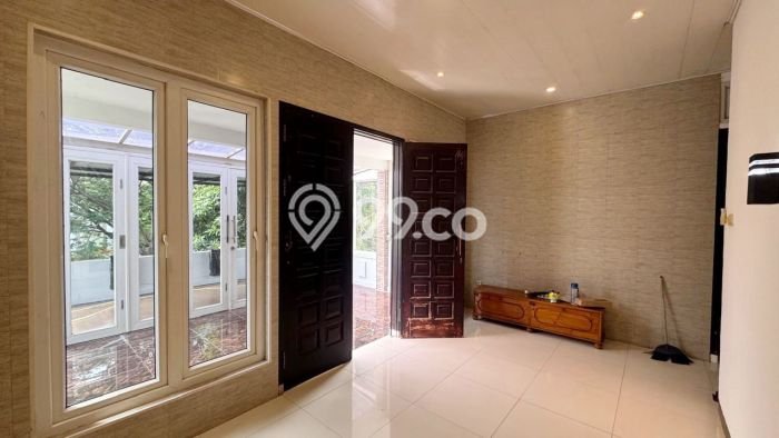Rumah kawasan , Ready, 5 KM, Akses Jakarta Timur, Jakarta Timur, LT 180m2m² LB 204m2m² Rumah kawasan , Ready, 5 KM, Akses Jakarta Timur, Jakarta Timur, LT 180m2m² LB 204m2m²