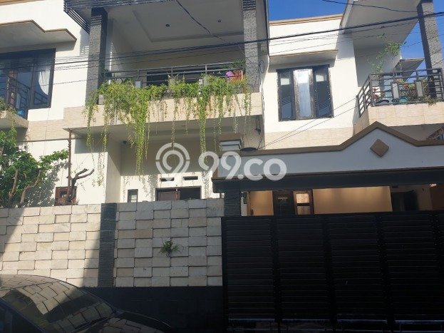Rumah Strategis Modern Lb 300m2 di Denpasar Barat, Denpasar Rumah Strategis Modern Lb 300m2 di Denpasar Barat, Denpasar