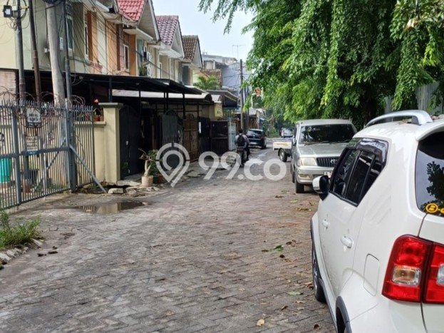 Hunian Nyaman Asri 2 KT Siap Huni di Taman Palem Jakarta Barat Hunian Nyaman Asri 2 KT Siap Huni di Taman Palem Jakarta Barat