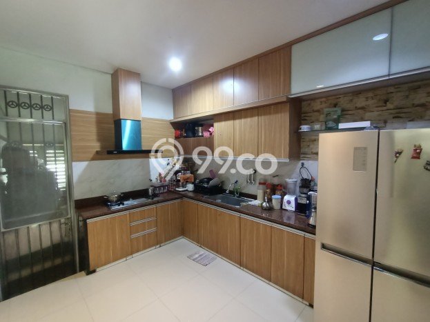 Rumah Elit Modern Tanpa Renovasi di Daan Mogot Jakarta Barat Rumah Elit Modern Tanpa Renovasi di Daan Mogot Jakarta Barat