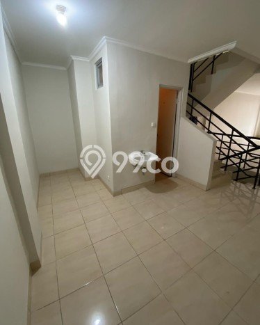 FOR RENT! Ruko di Kalideres Cocok untuk Bisnis 176m2 FOR RENT! Ruko di Kalideres Cocok untuk Bisnis 176m2
