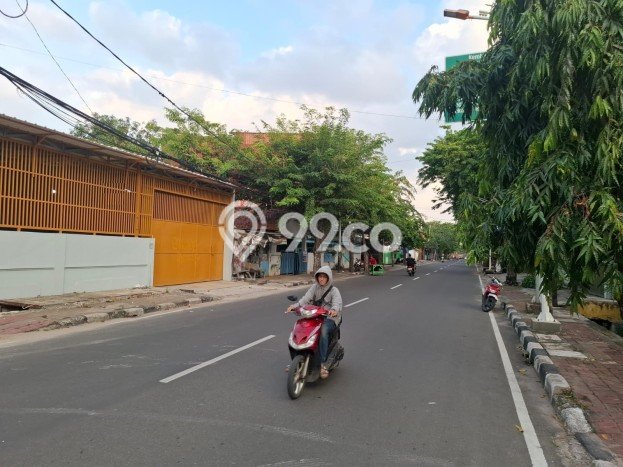 Unit Komersial Disewakan di Jakarta Barat Area Strategis Harga Kompetitif Unit Komersial Disewakan di Jakarta Barat Area Strategis Harga Kompetitif