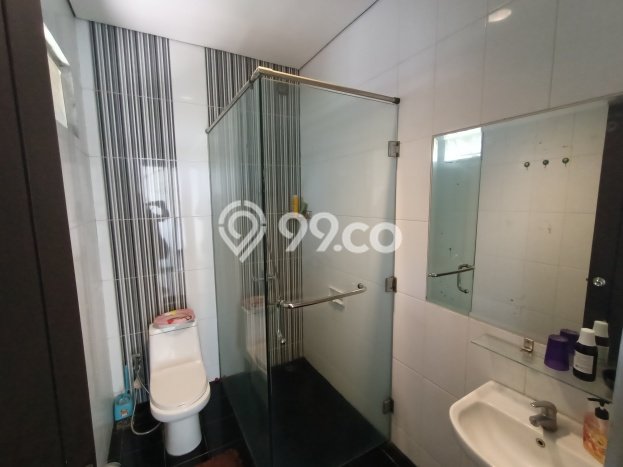 Rumah Elit Modern Tanpa Renovasi di Daan Mogot Jakarta Barat Rumah Elit Modern Tanpa Renovasi di Daan Mogot Jakarta Barat