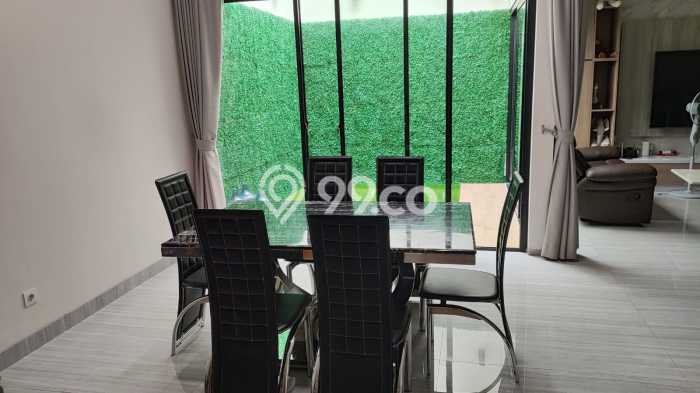 Ready to Use! Luxury House LT 200m2 Desain Modern di Green garden Ready to Use! Luxury House LT 200m2 Desain Modern di Green garden