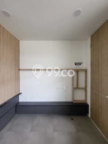 Disewakan! Rumah 3 Kamar Tidur &
2 Kamar Mandi di BSD City, Tangerang Disewakan! Rumah 3 Kamar Tidur &
2 Kamar Mandi di BSD City, Tangerang