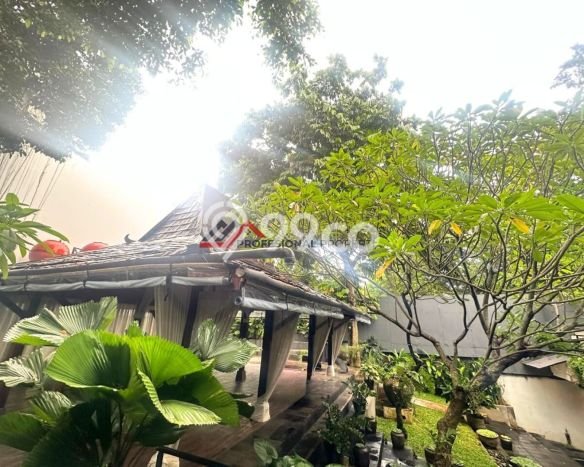 Rumah Elit Akses Strategis di Jakarta Selatan Unfurnished Rumah Elit Akses Strategis di Jakarta Selatan Unfurnished
