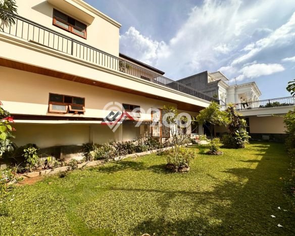 Rumah Elit LB 500m2 Siap Pakai Desain Elegan di Lebak Bulus, Jakarta Selatan Rumah Elit LB 500m2 Siap Pakai Desain Elegan di Lebak Bulus, Jakarta Selatan
