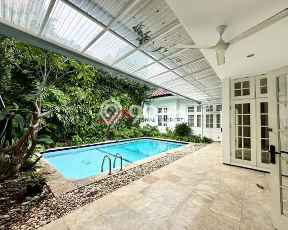 Dijual Rumah Premium dengan Fasilitas Sekitar Komplit di Kebayoran Baru, Jakarta Selatan Dijual Rumah Premium dengan Fasilitas Sekitar Komplit di Kebayoran Baru, Jakarta Selatan