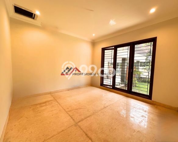 Rumah Elit LB 500m2 Siap Pakai Desain Elegan di Lebak Bulus, Jakarta Selatan Rumah Elit LB 500m2 Siap Pakai Desain Elegan di Lebak Bulus, Jakarta Selatan
