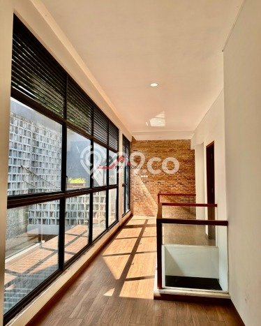 Dijual Rumah Mewah Elegan Dengan View Cantik di Lebak Bulus, Jakarta Selatan Dijual Rumah Mewah Elegan Dengan View Cantik di Lebak Bulus, Jakarta Selatan