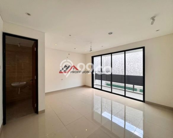 Dijual Rumah Luas Megah Dengan View Eksklusif di Bintaro, Tangerang Selatan Dijual Rumah Luas Megah Dengan View Eksklusif di Bintaro, Tangerang Selatan
