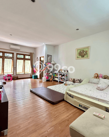 Rumah Mewah Siap Huni LT 253m2 di Cilandak, Jakarta Selatan Rumah Mewah Siap Huni LT 253m2 di Cilandak, Jakarta Selatan